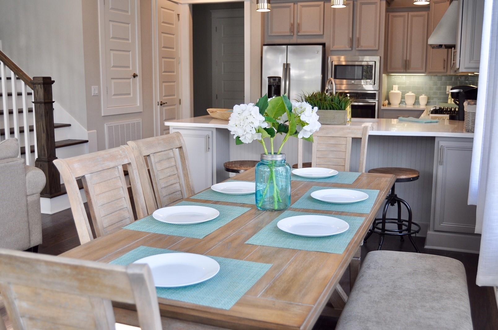 HIGHLAND PARKS - Residential