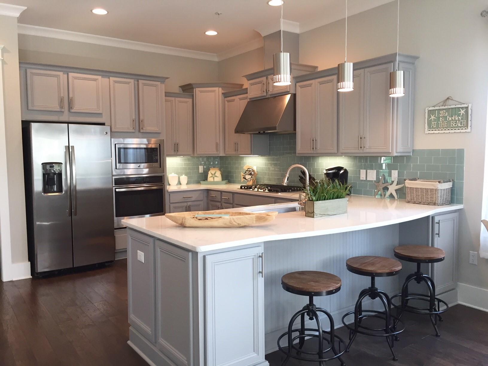 HIGHLAND PARKS - Residential