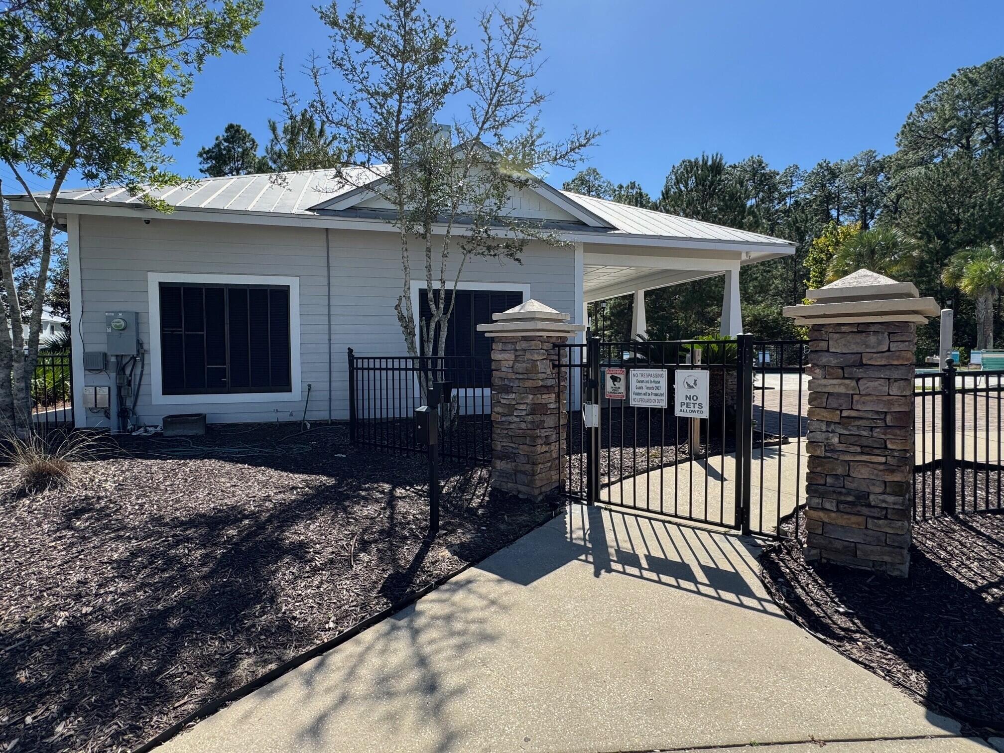 VERANDAS OF FREEPORT, THE - Residential