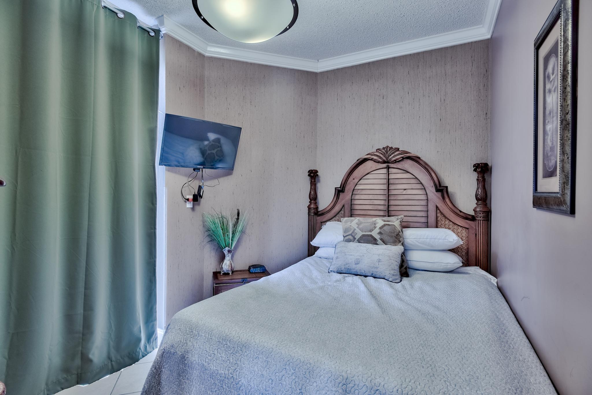 DESTIN SURFSIDE CONDO - Residential