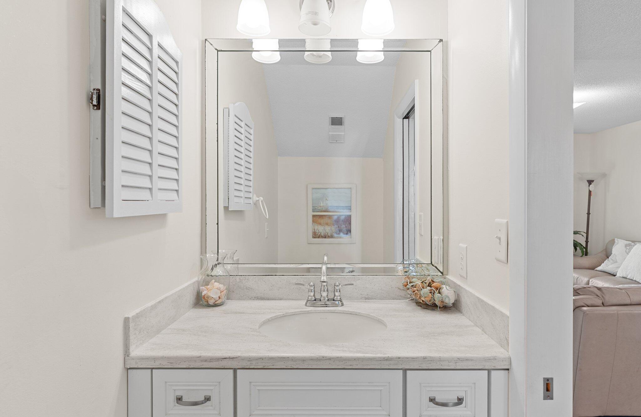 SAND PEBBLES T/H - Residential