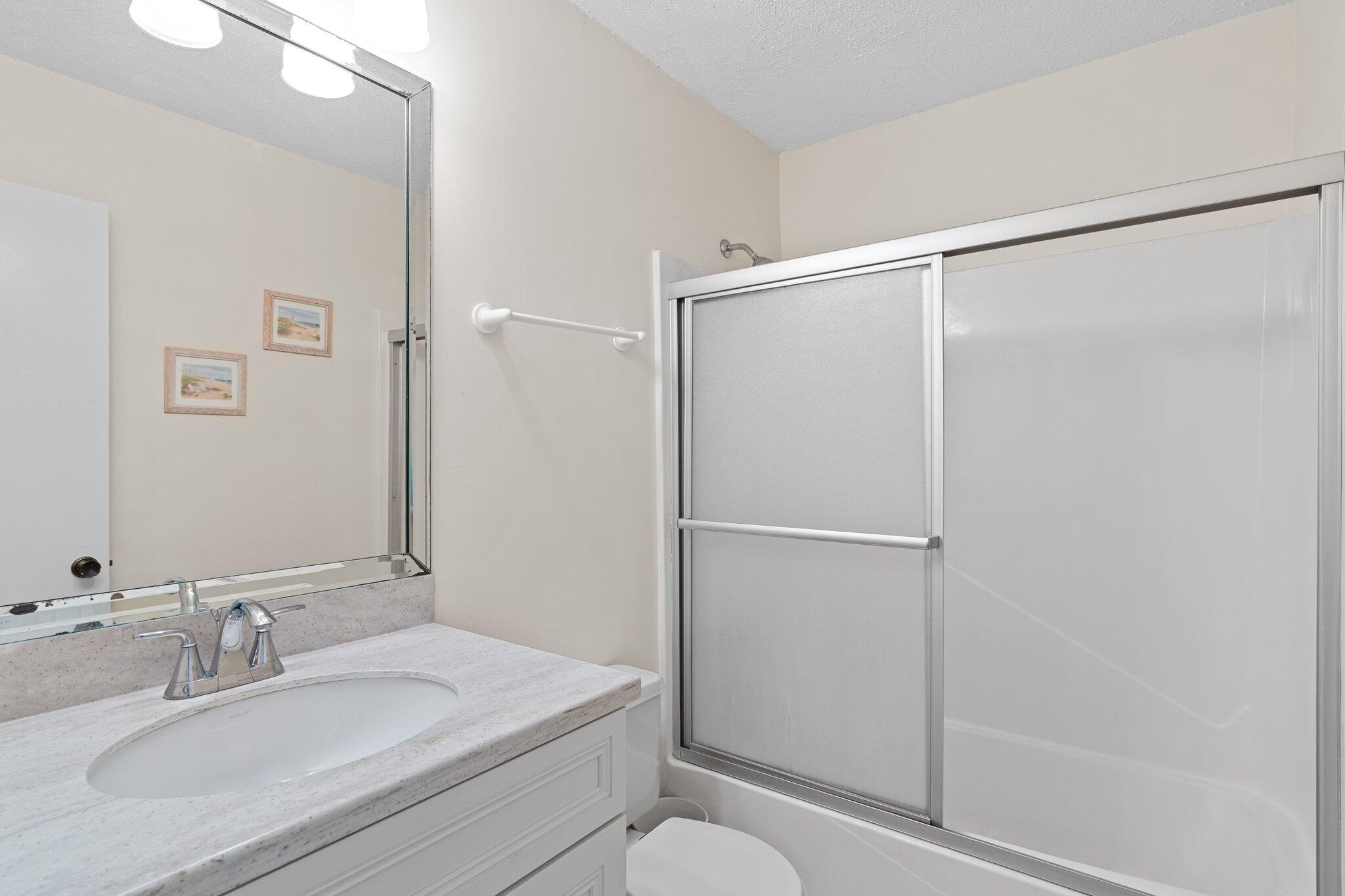 SAND PEBBLES T/H - Residential