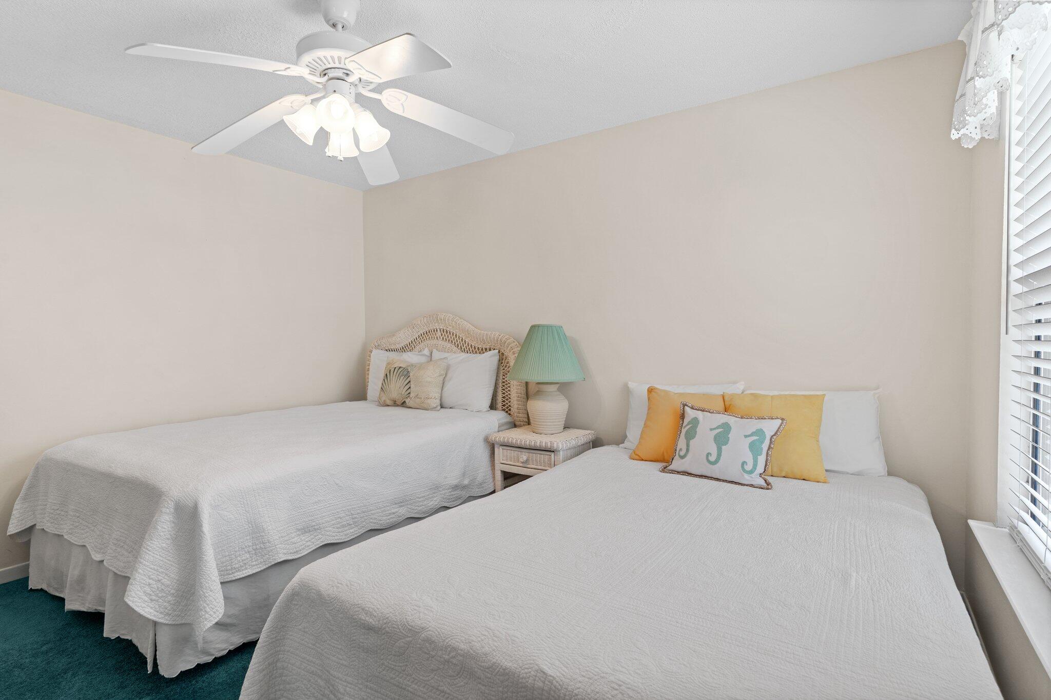 SAND PEBBLES T/H - Residential