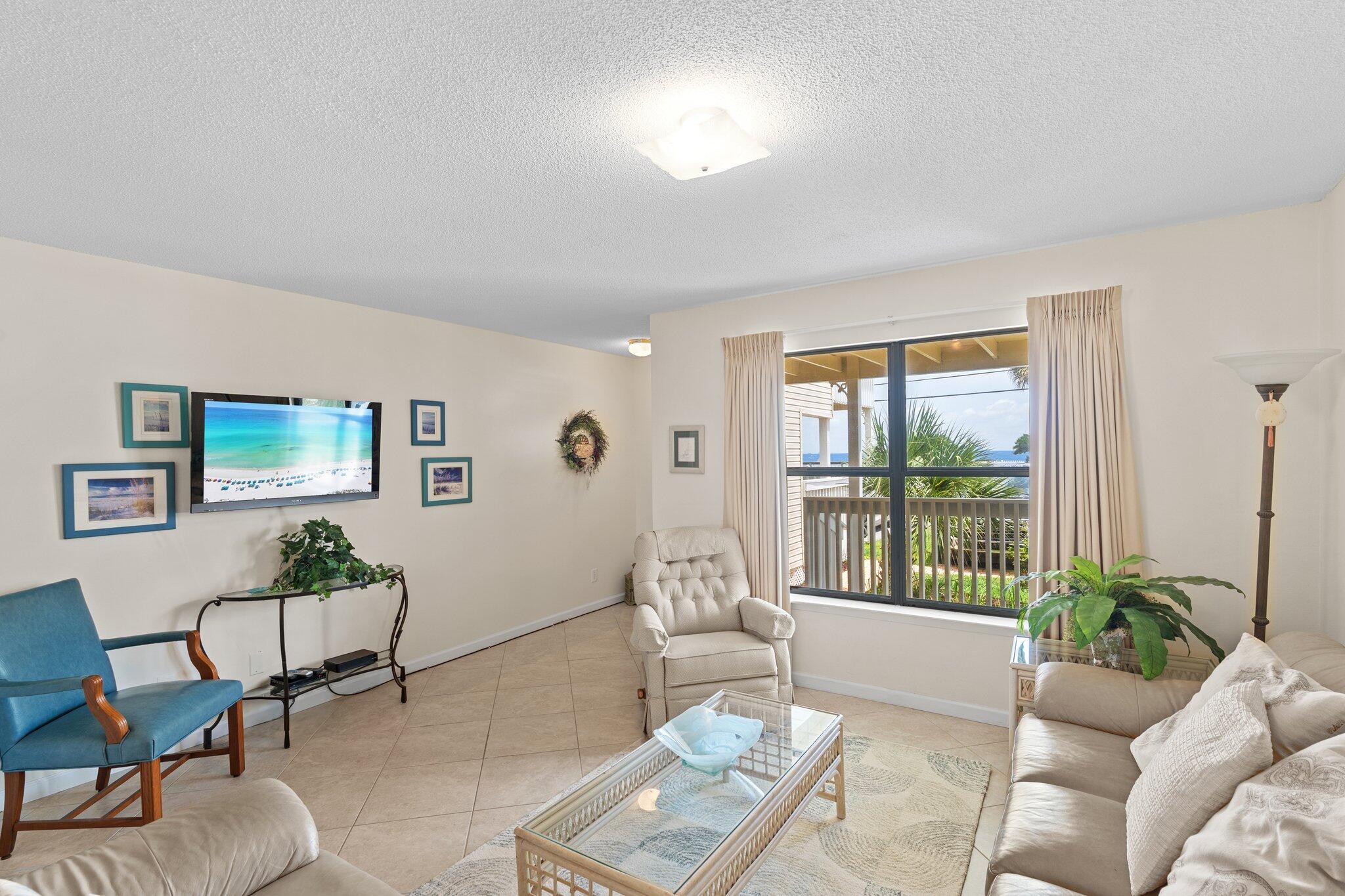 SAND PEBBLES T/H - Residential