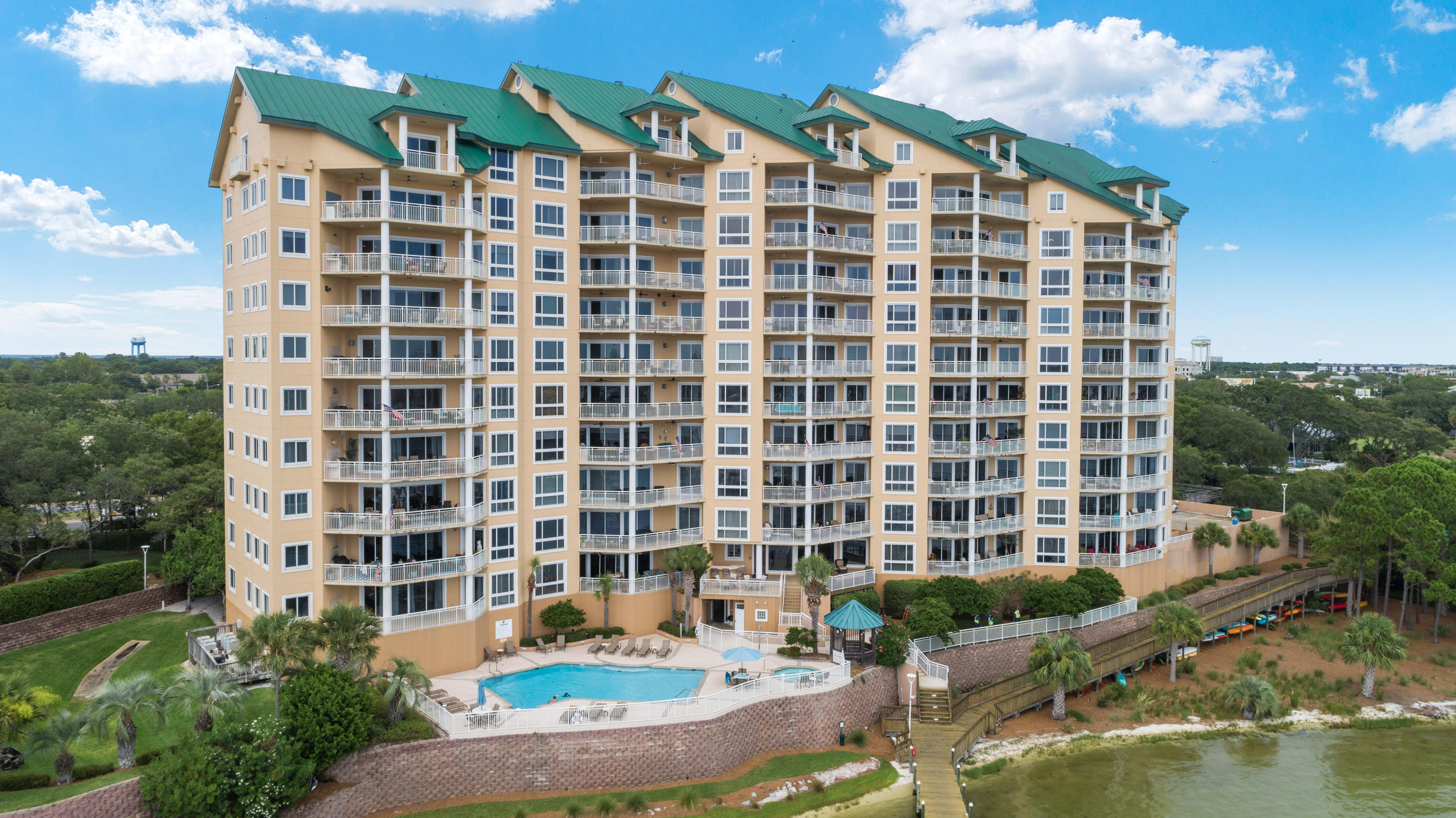 GRAND HARBOR - Residential