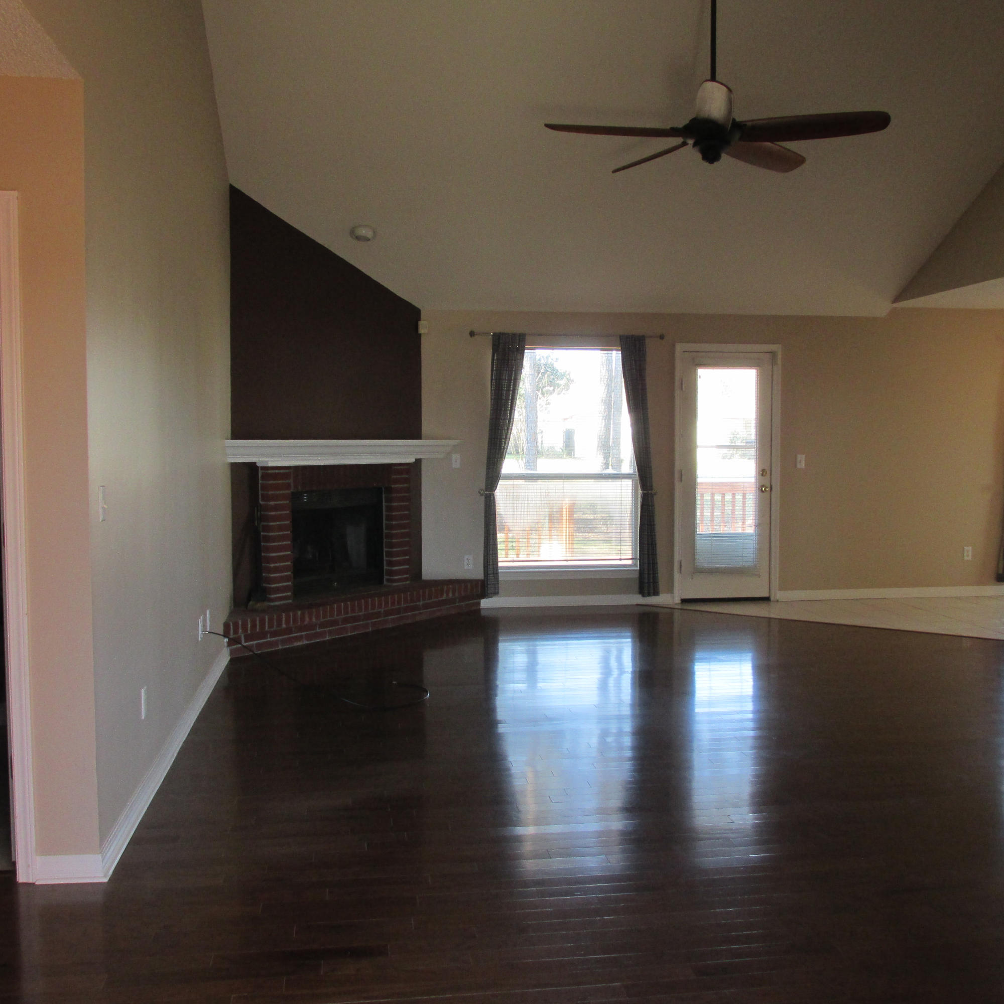 Quiet Wood - Residential Lease