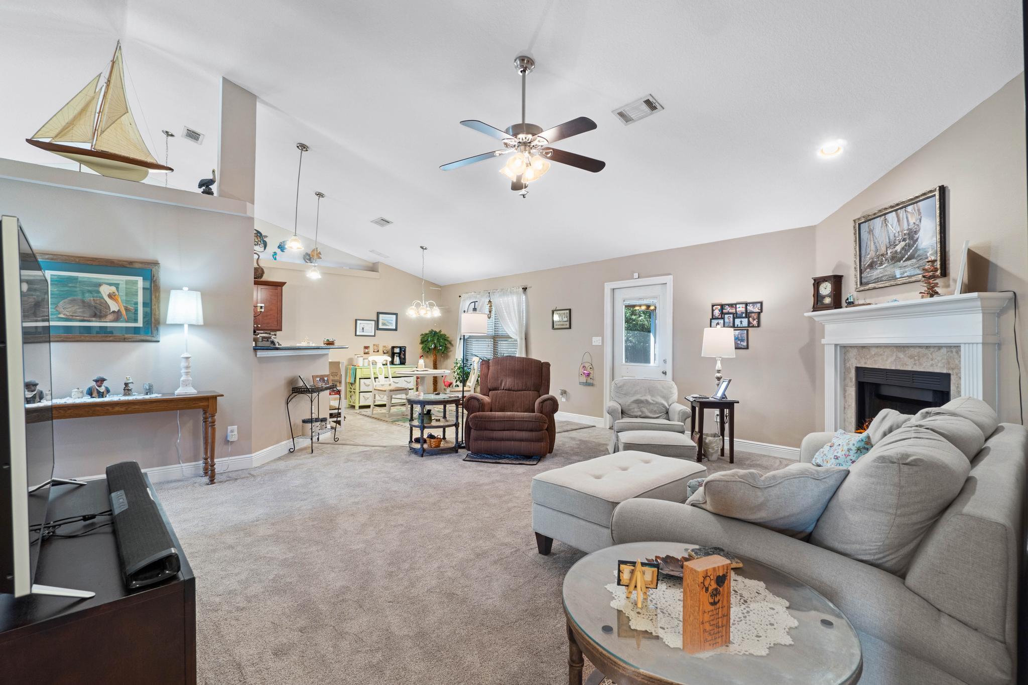 HOLLEY BY THE SEA - Residential