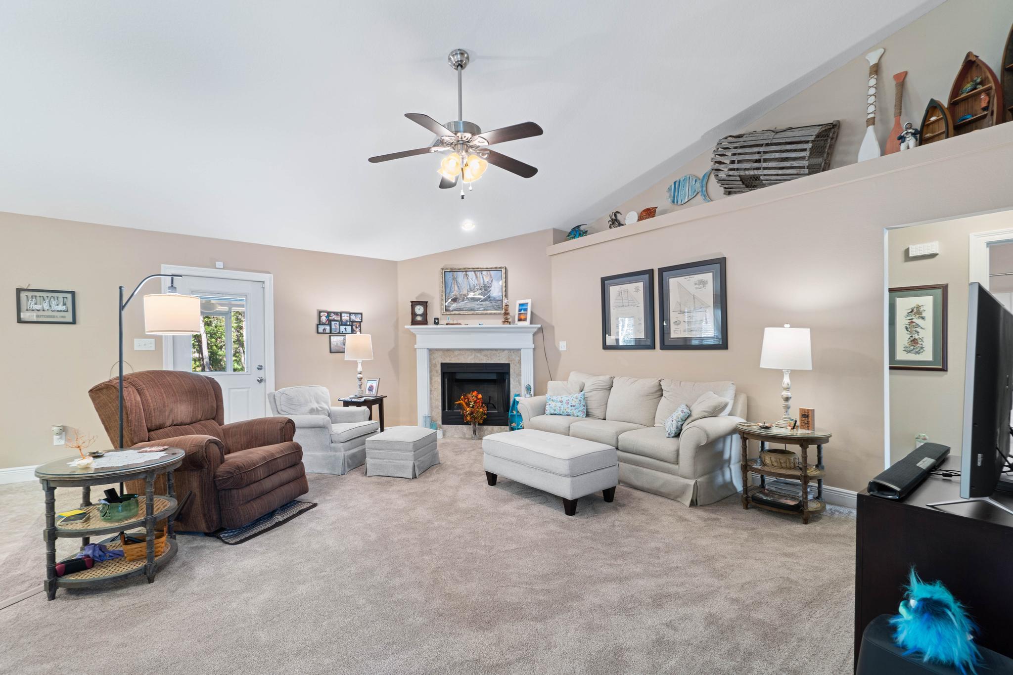 HOLLEY BY THE SEA - Residential