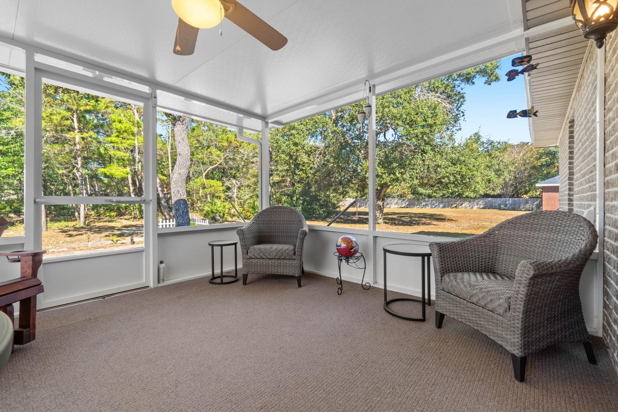 HOLLEY BY THE SEA - Residential