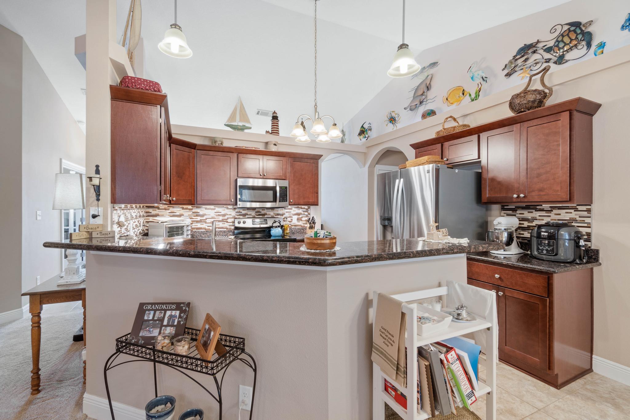 HOLLEY BY THE SEA - Residential