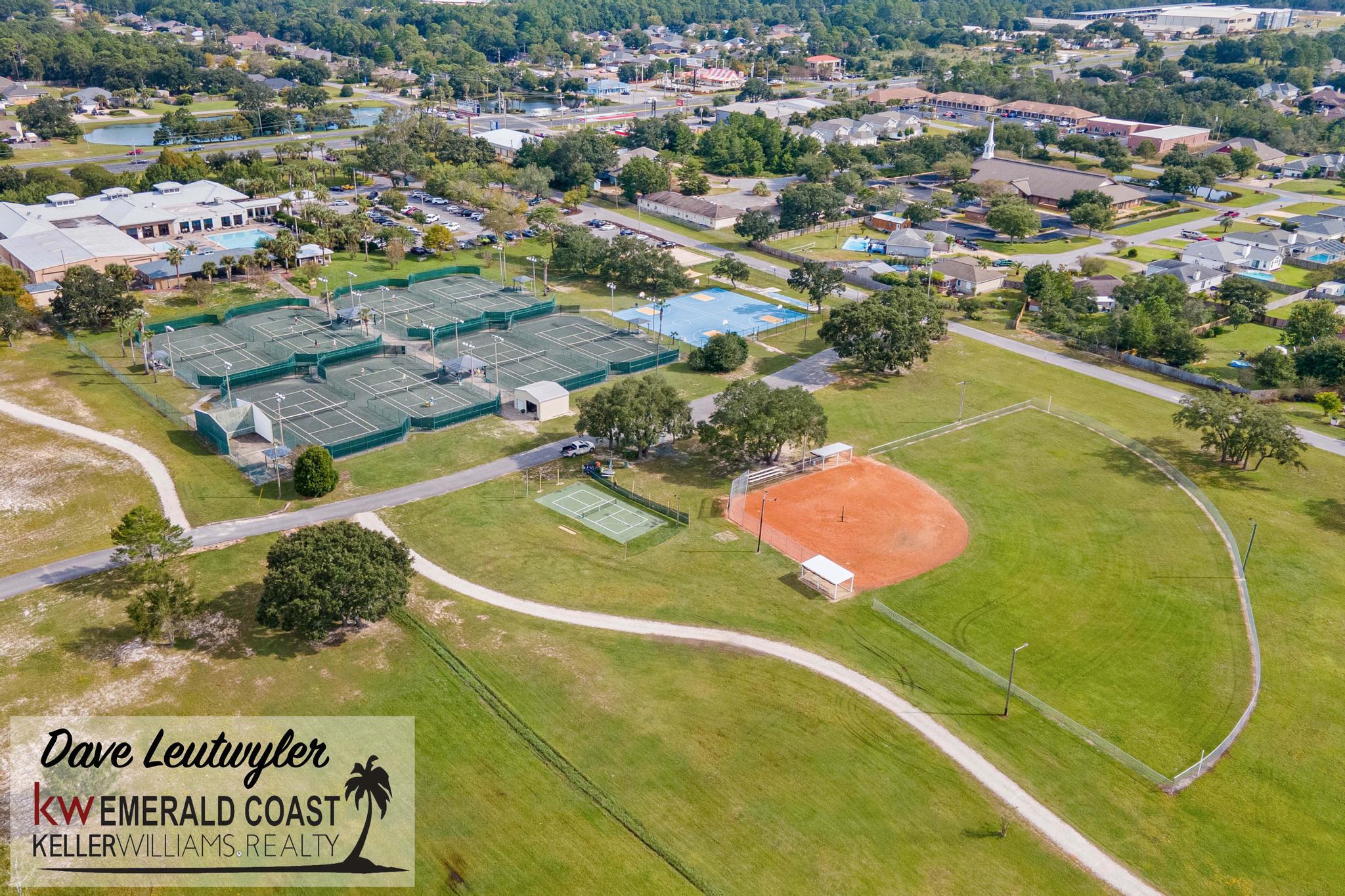 HOLLEY BY THE SEA - Residential