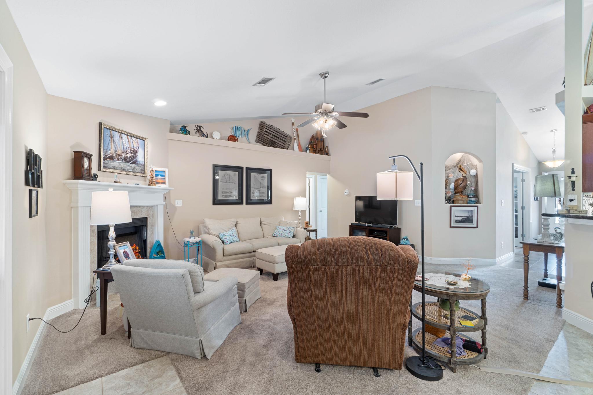 HOLLEY BY THE SEA - Residential