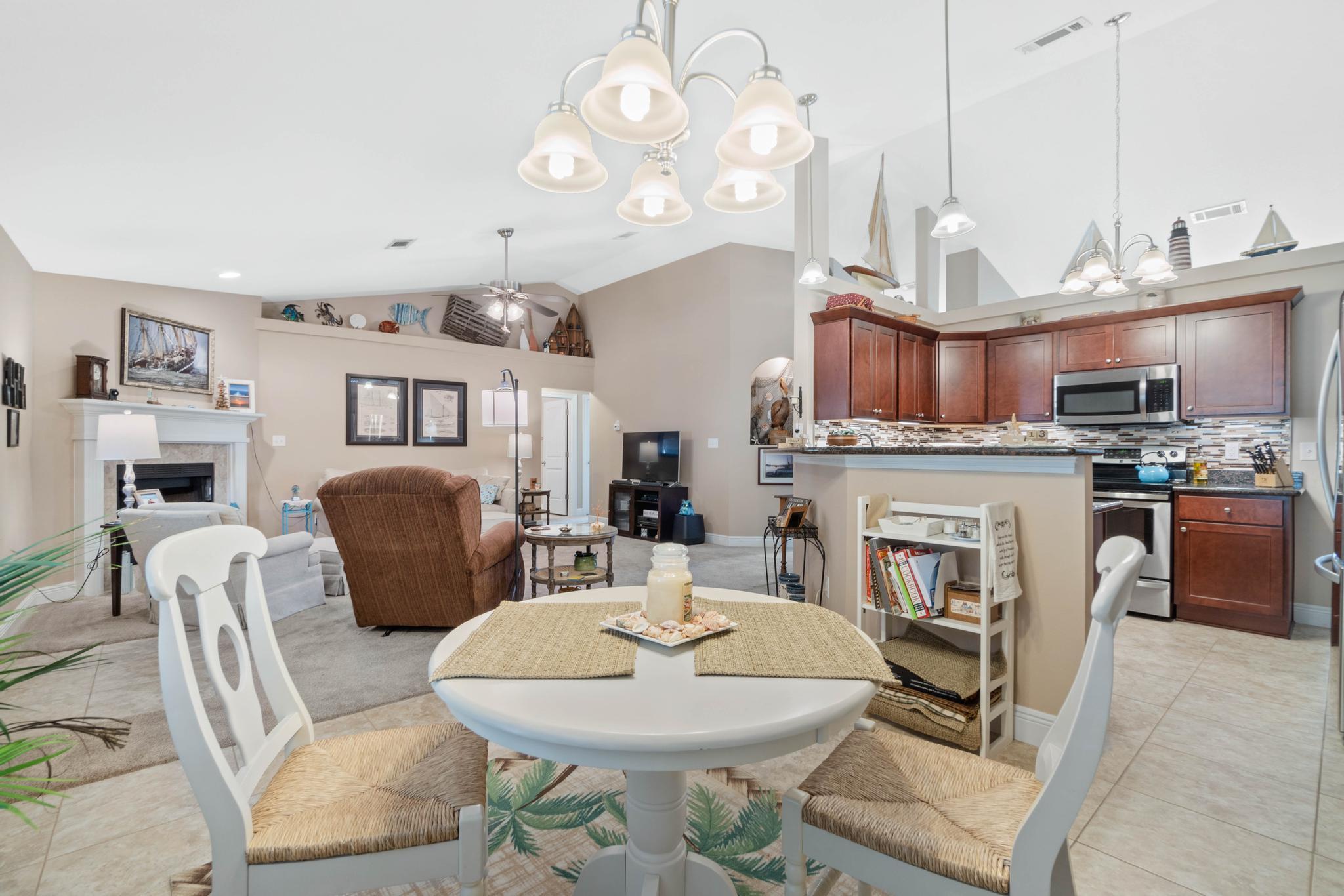 HOLLEY BY THE SEA - Residential