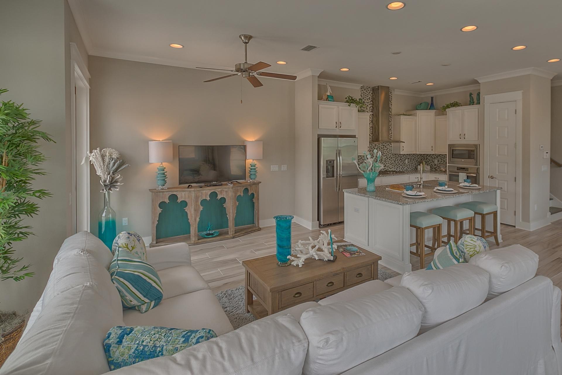 PROMINENCE/TRIPLEX TOWNHOMES - Residential