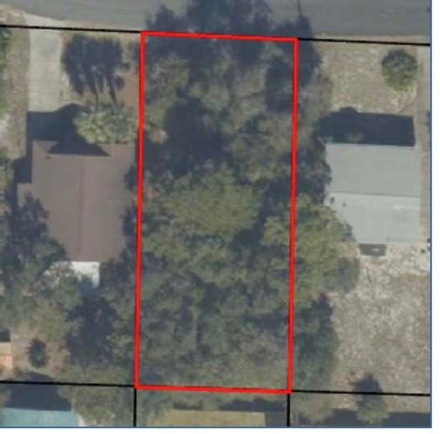 Great vacant  lot in established neighborhood within walking distance to the Gulf of Mexico at Beach access 87. Great lot for primary residence or rental home.