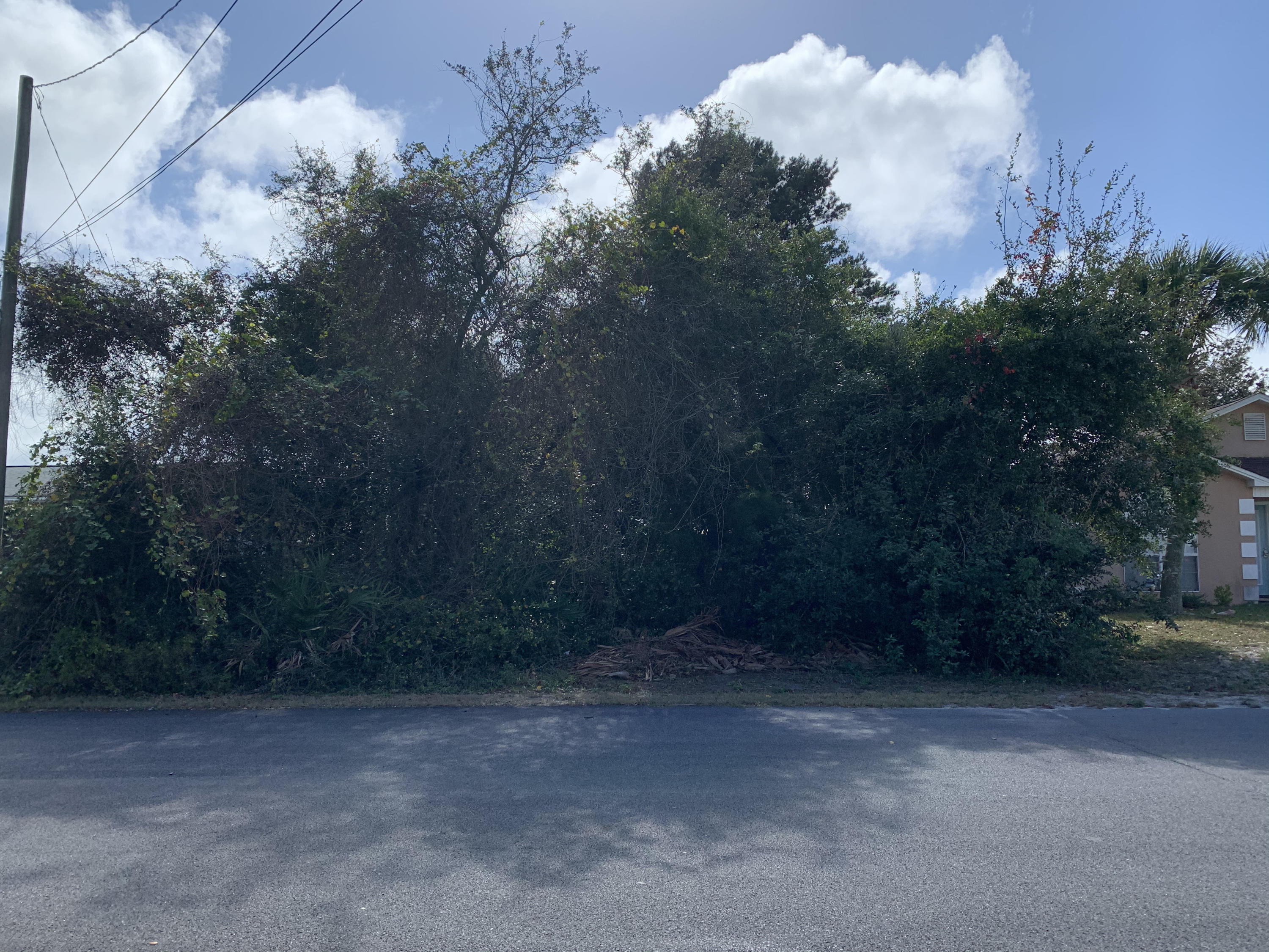 RIVIERA BEACH - Land