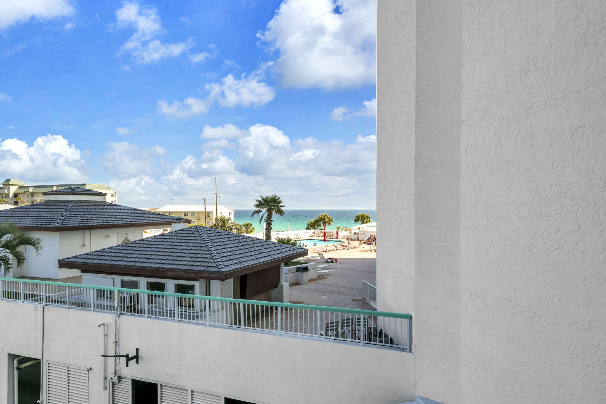 DESTIN SURFSIDE CONDO - Residential
