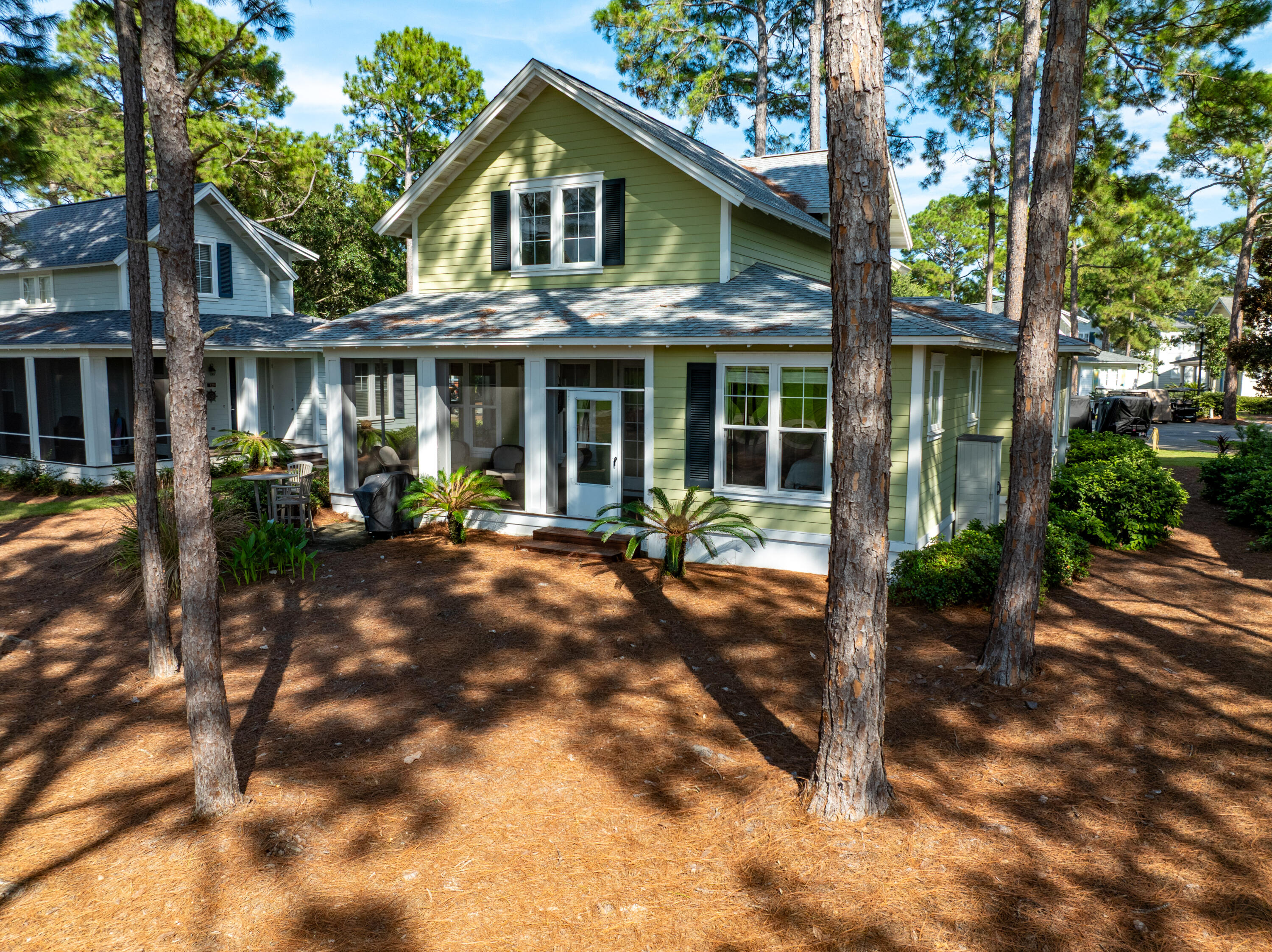 LAUREL GROVE - Residential