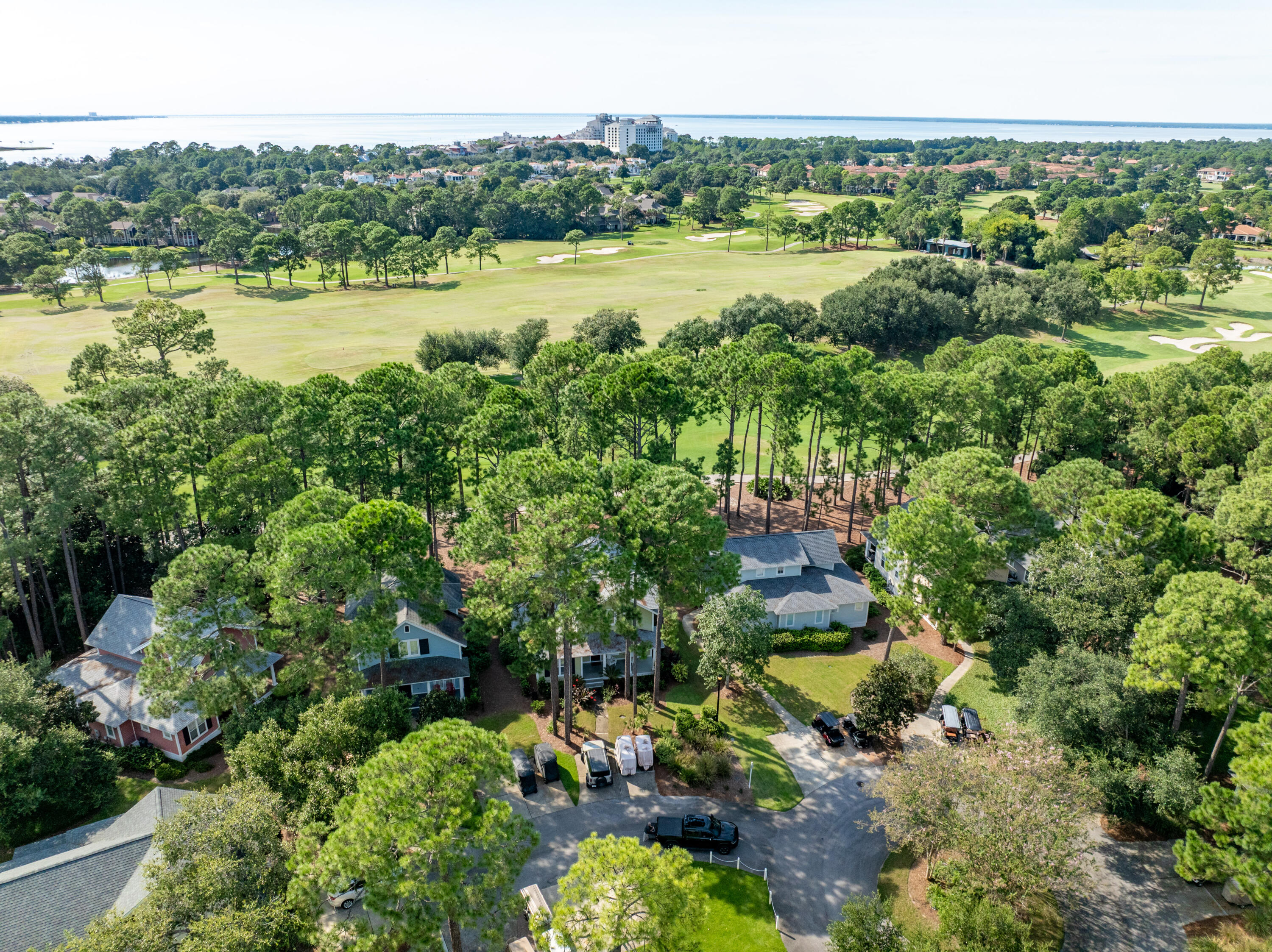 LAUREL GROVE - Residential
