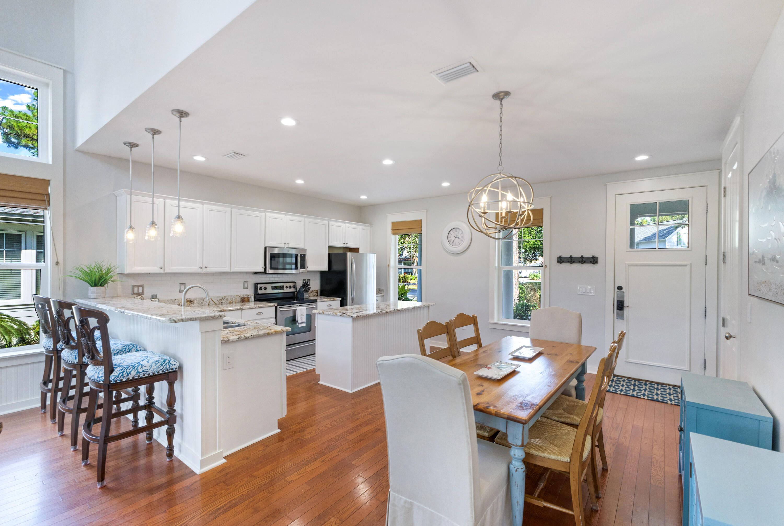 LAUREL GROVE - Residential