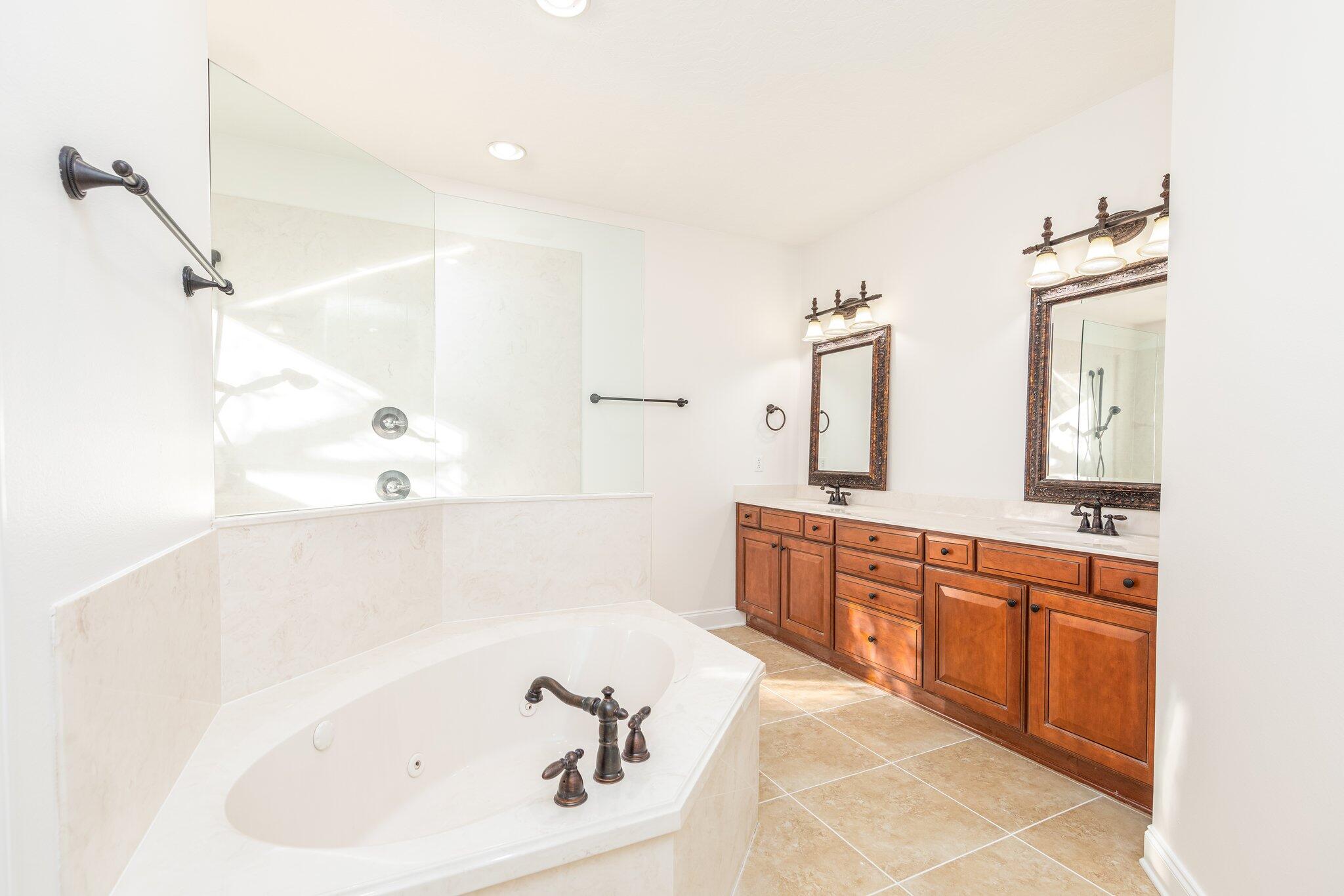 PLANTATION OAKS S/D - Residential