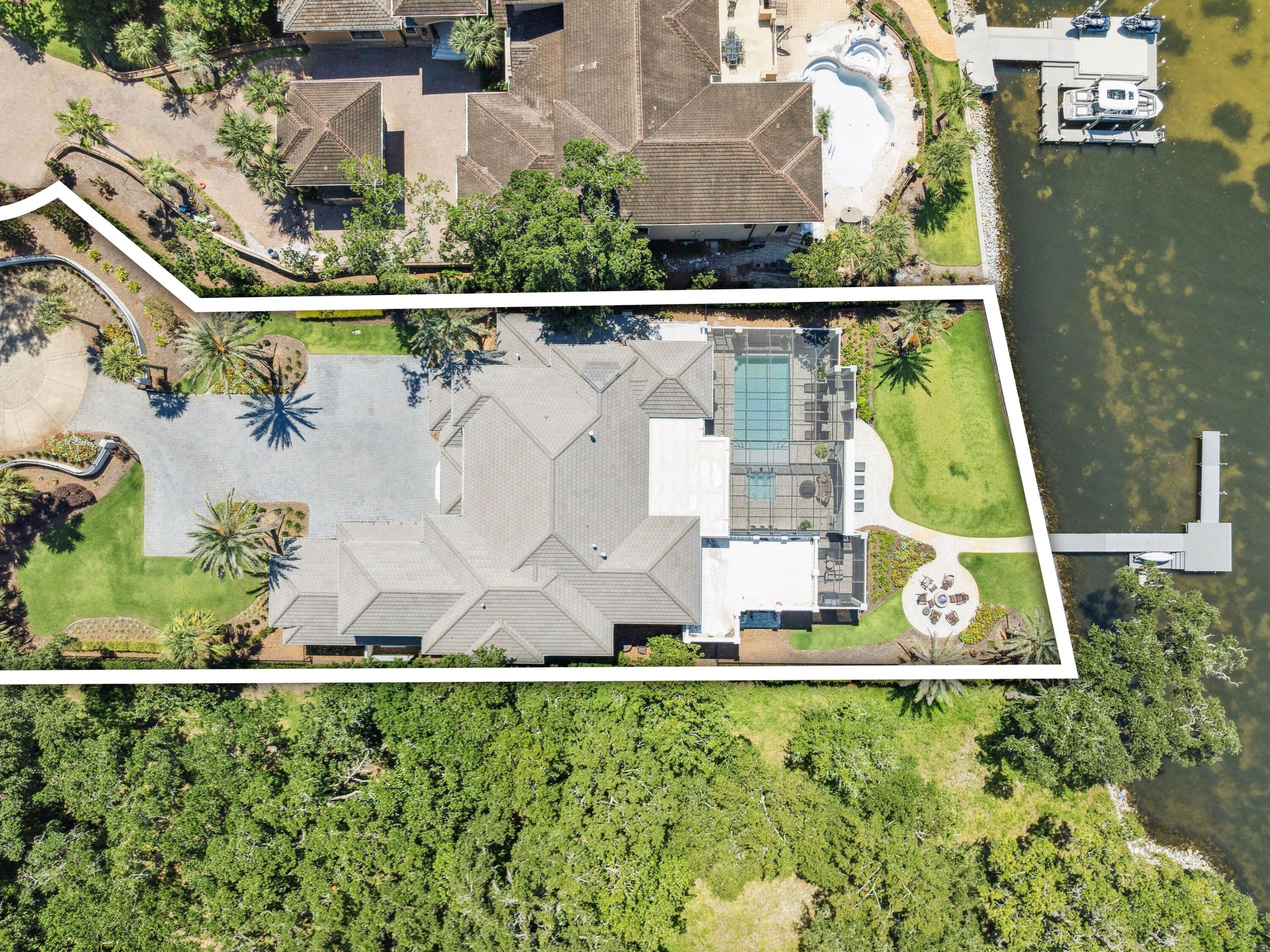 BURNT PINE - Residential
