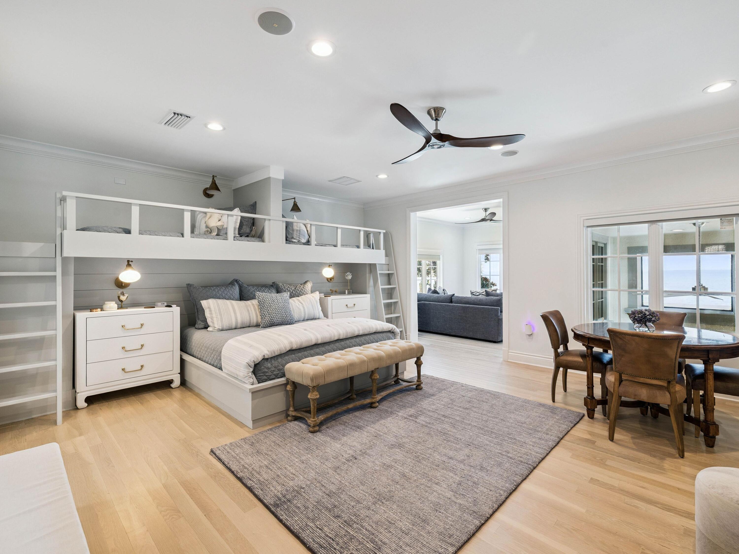 BURNT PINE - Residential