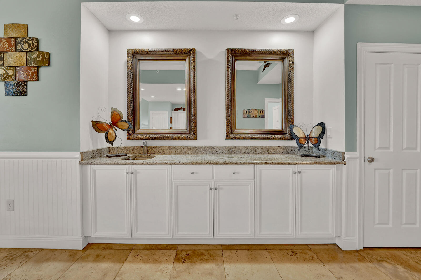 LEGACY THE - Residential