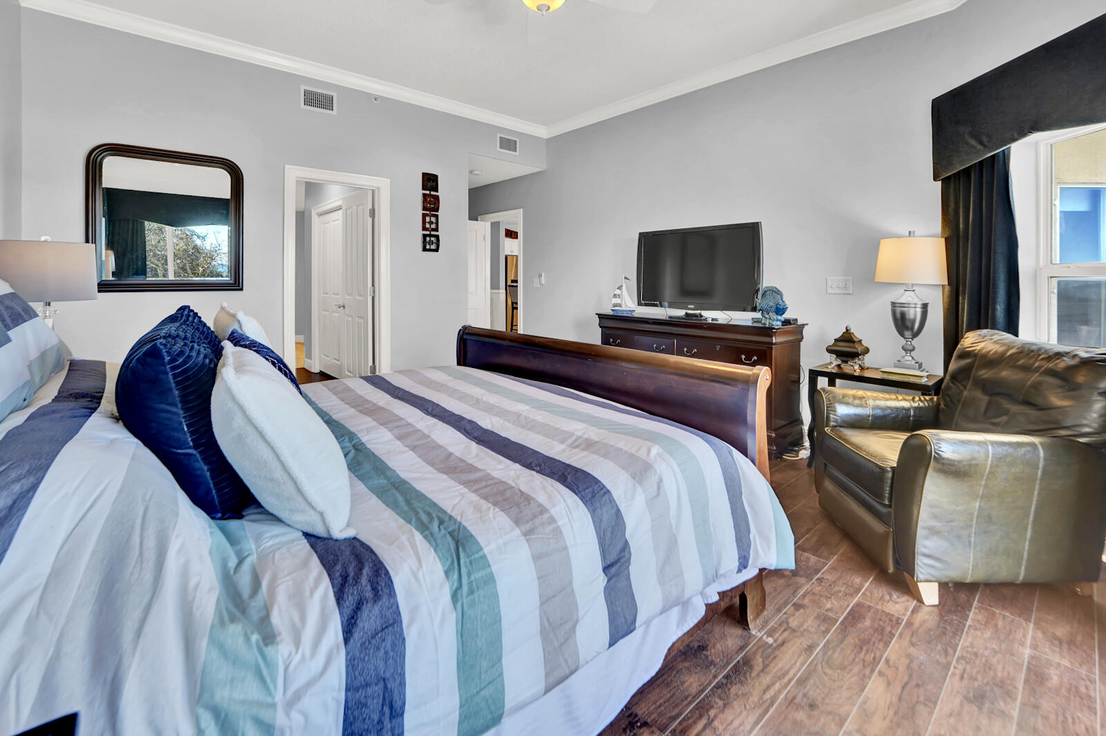 LEGACY THE - Residential