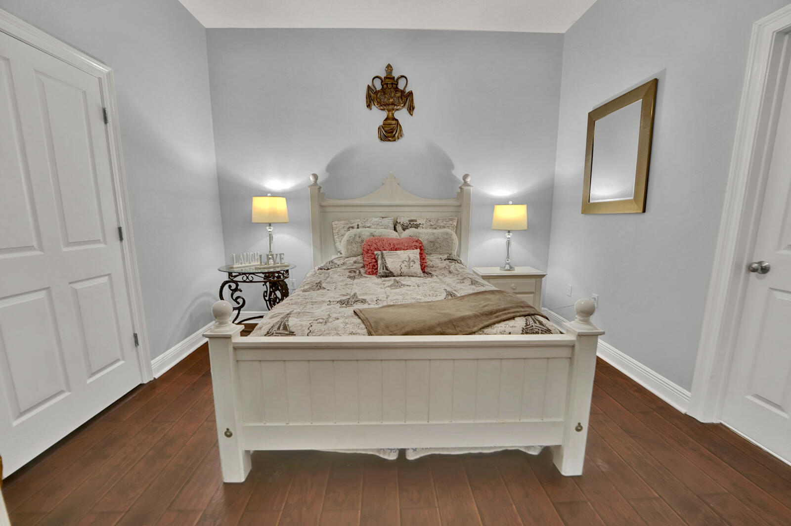 LEGACY THE - Residential