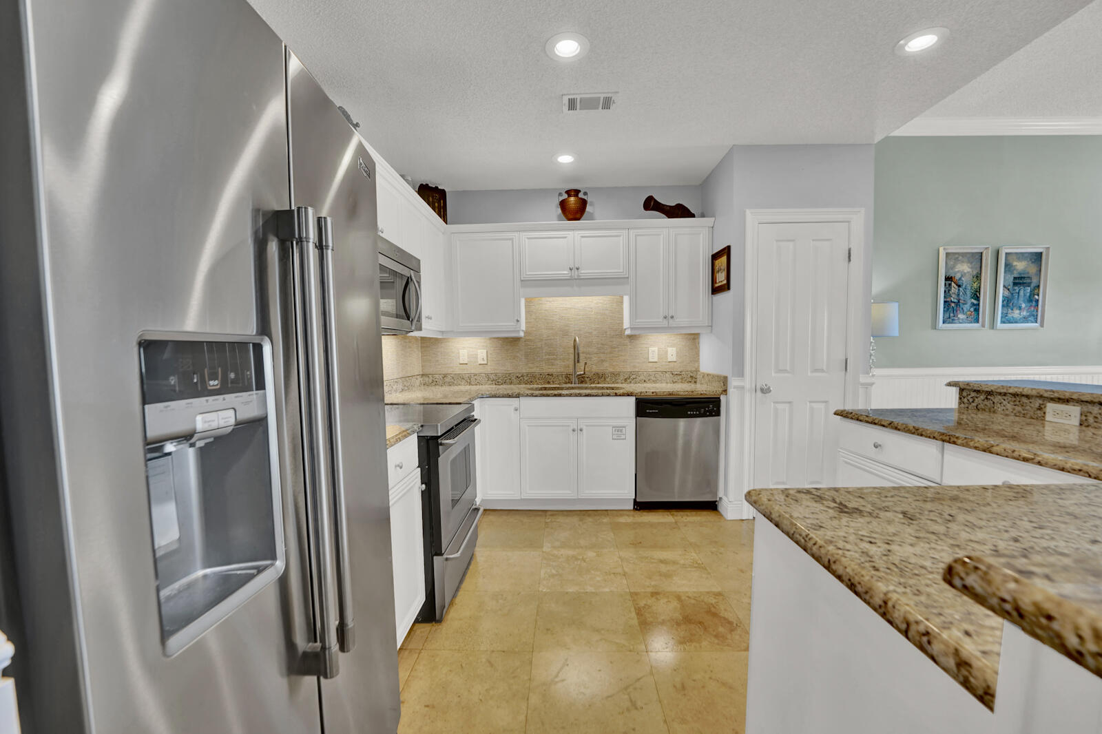 LEGACY THE - Residential