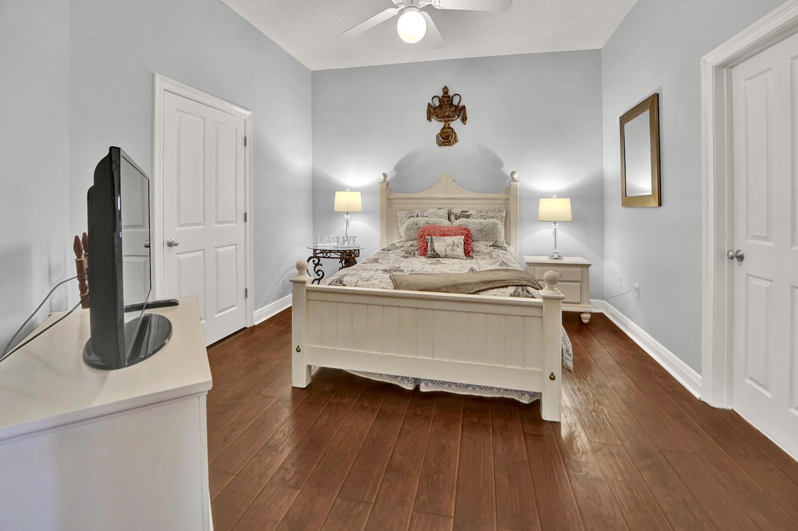 LEGACY THE - Residential