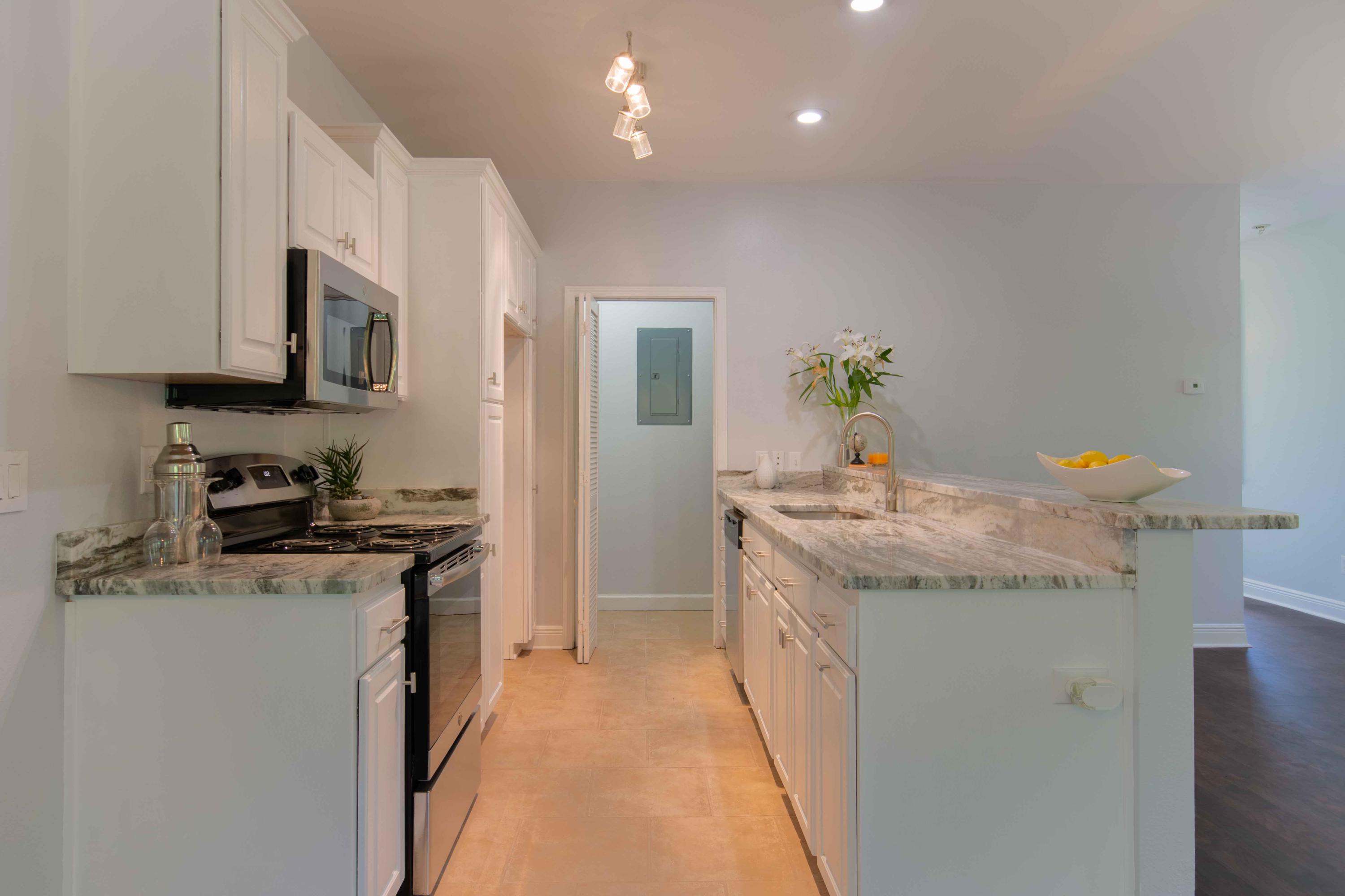 TOWN OF SANTA ROSA - Residential