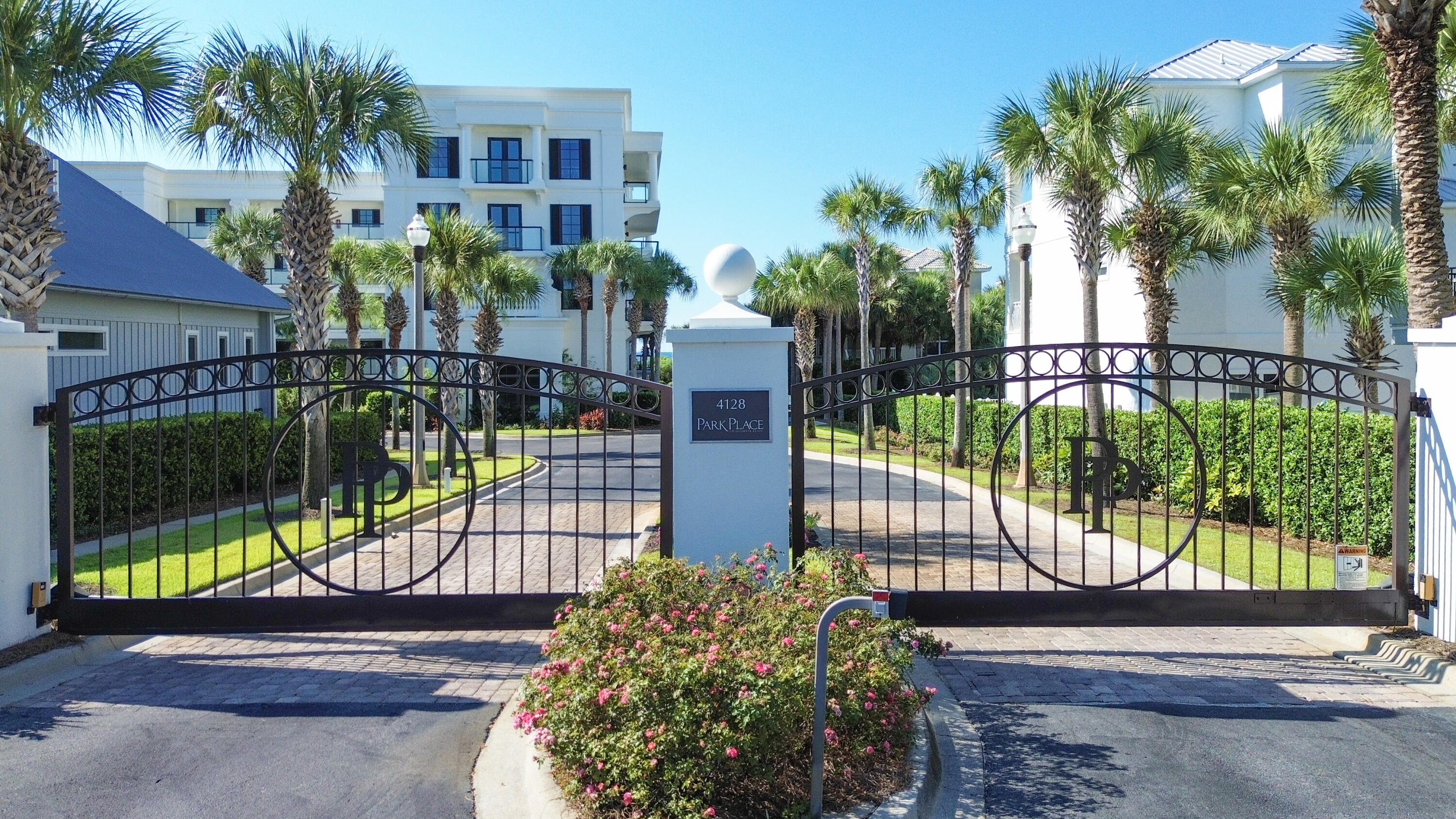 PARK PLACE ON SEAGROVE BEACH - Residential