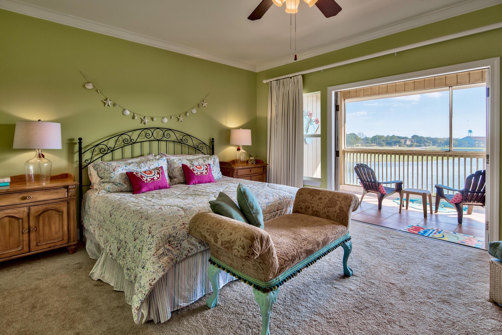 SEASCAPE CONDO LAKEFRONT VILLA (PHASE 10) - Residential