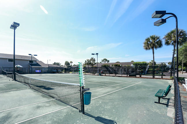 SEASCAPE CONDO LAKEFRONT VILLA (PHASE 10) - Residential