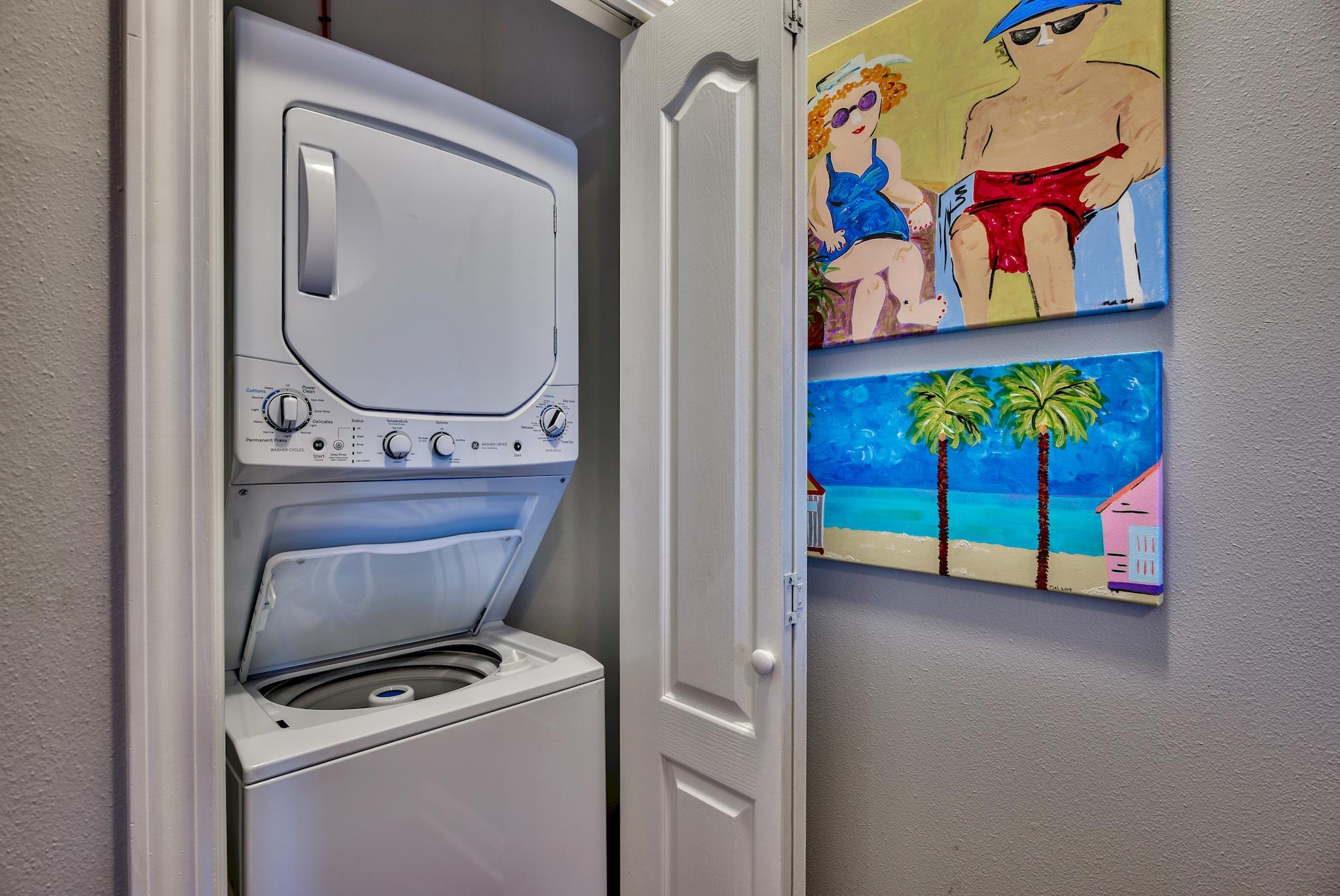 SEASCAPE CONDO LAKEFRONT VILLA (PHASE 10) - Residential