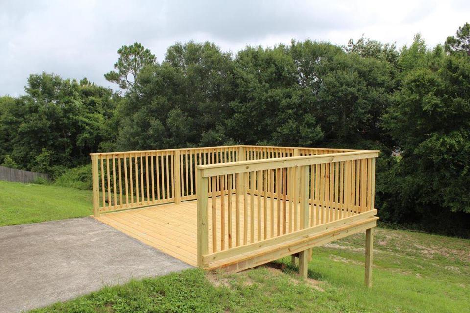 COUNTRYVIEW ESTATES 10TH ADDN - Residential