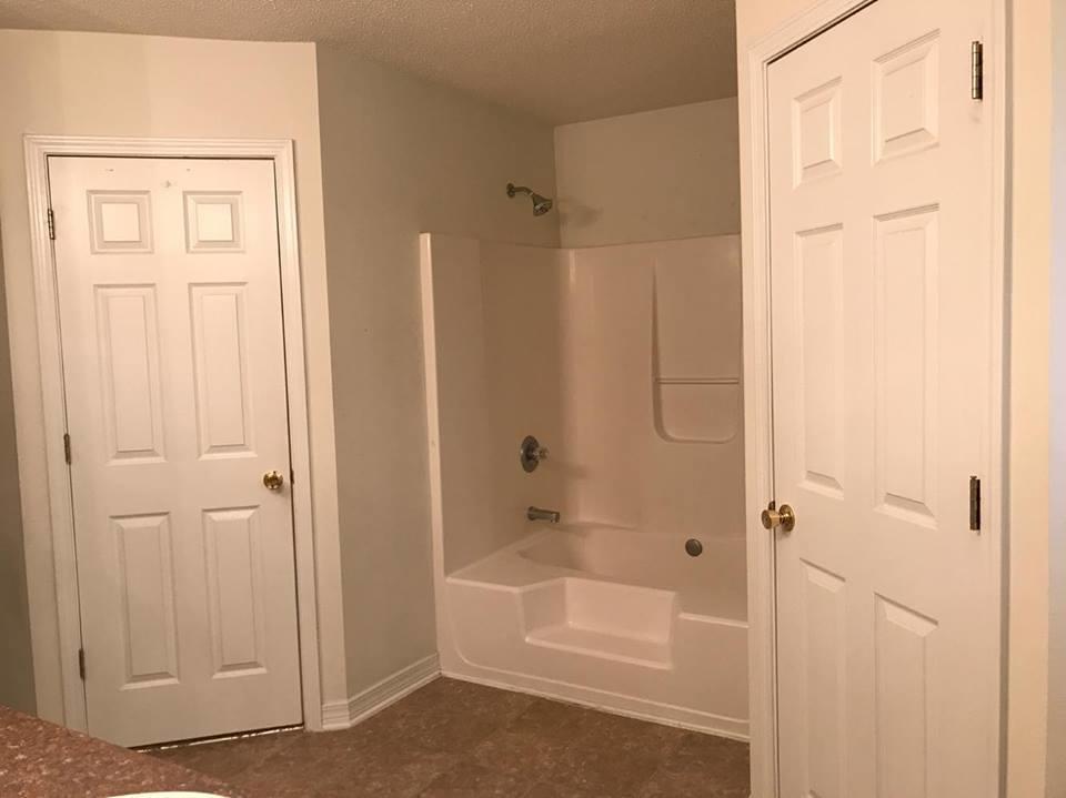 COUNTRYVIEW ESTATES 10TH ADDN - Residential