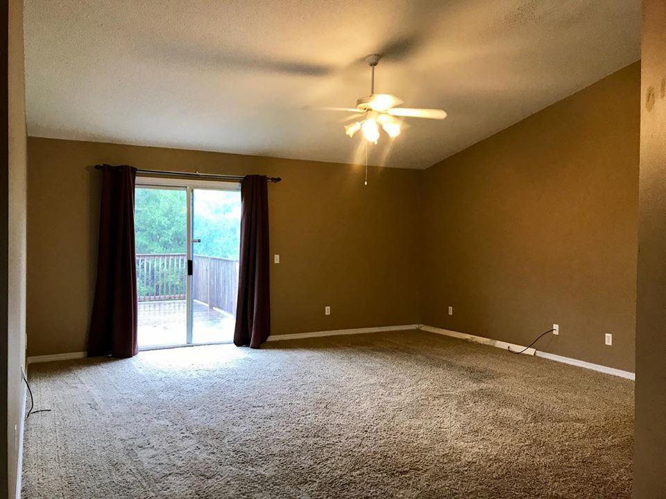 COUNTRYVIEW ESTATES 10TH ADDN - Residential