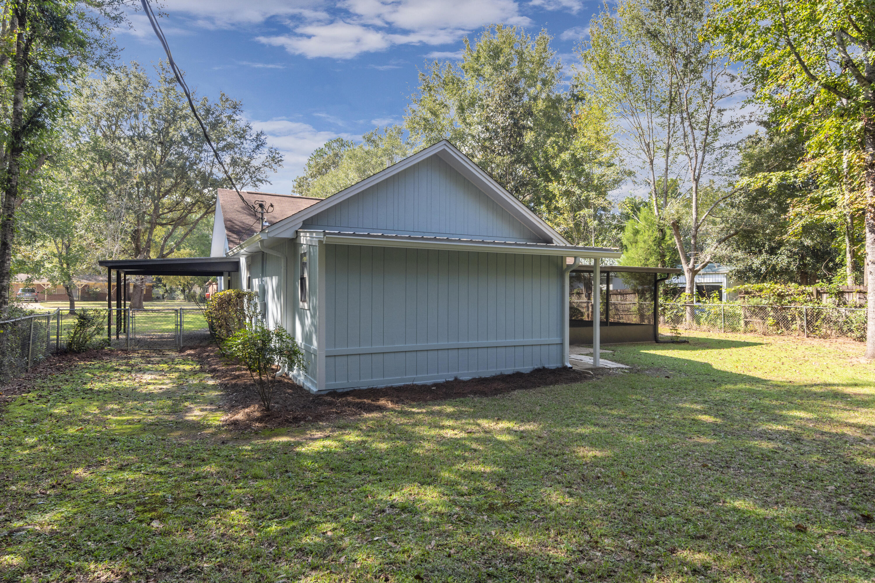 QUIET OAKS S/D - Residential