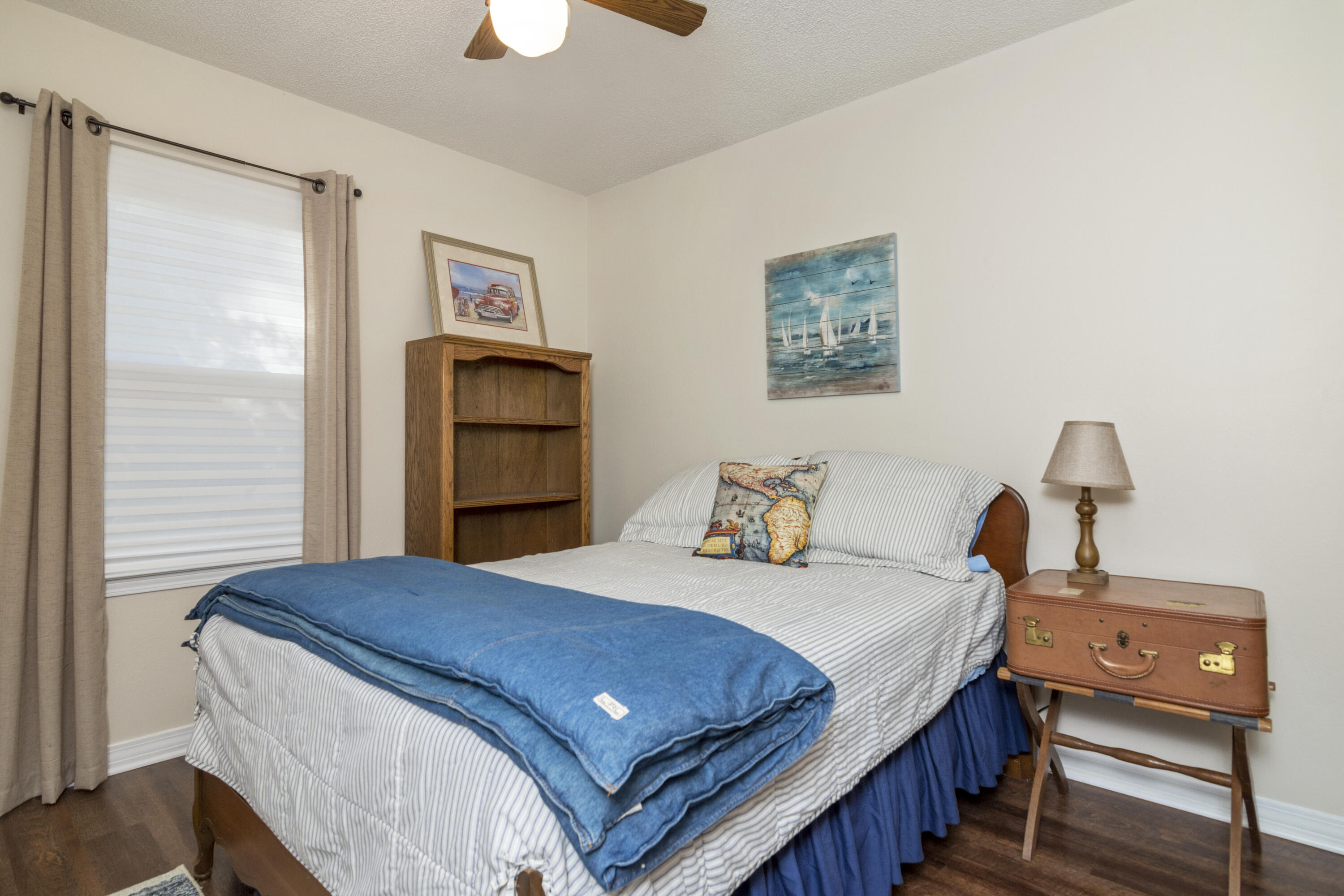 QUIET OAKS S/D - Residential