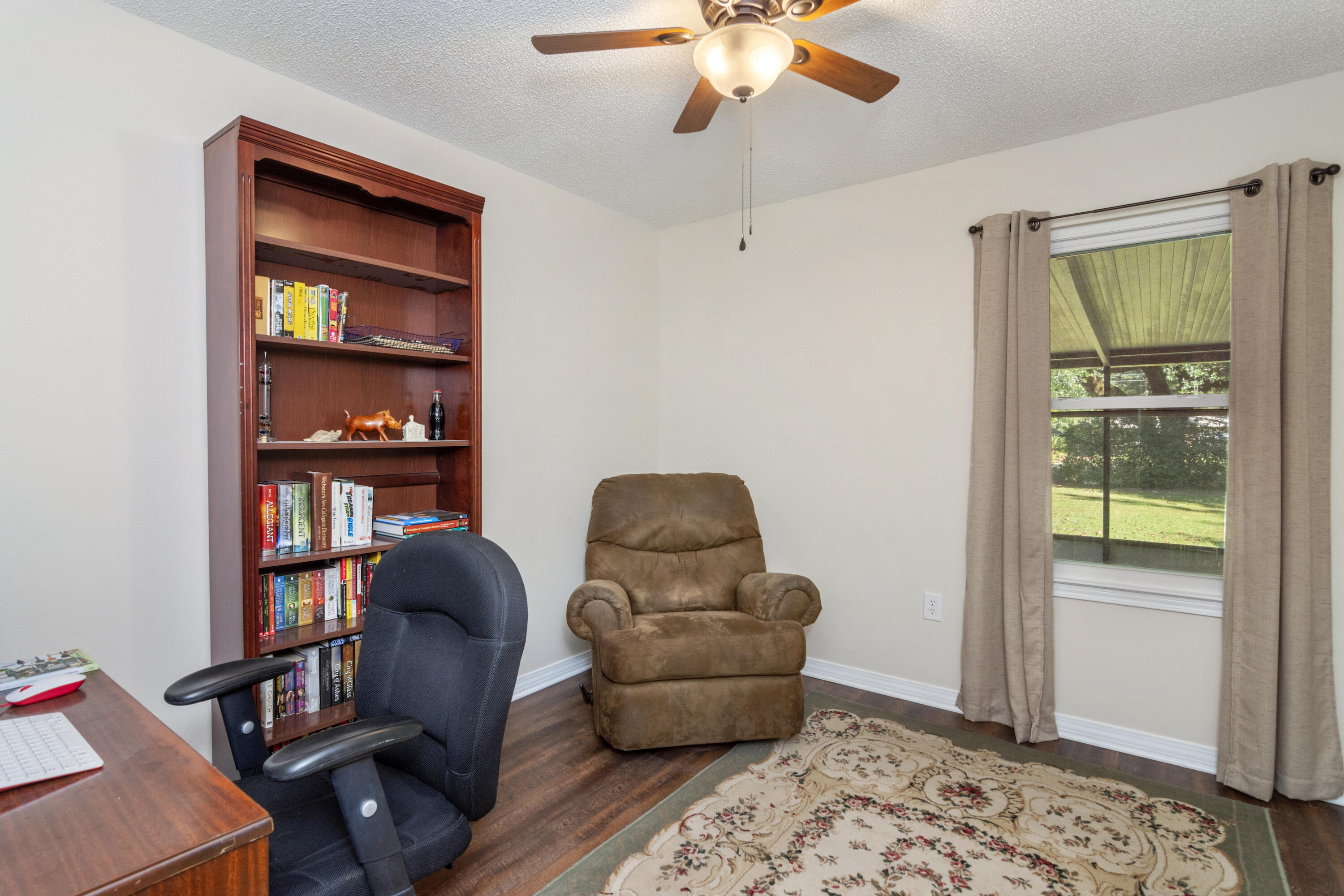 QUIET OAKS S/D - Residential