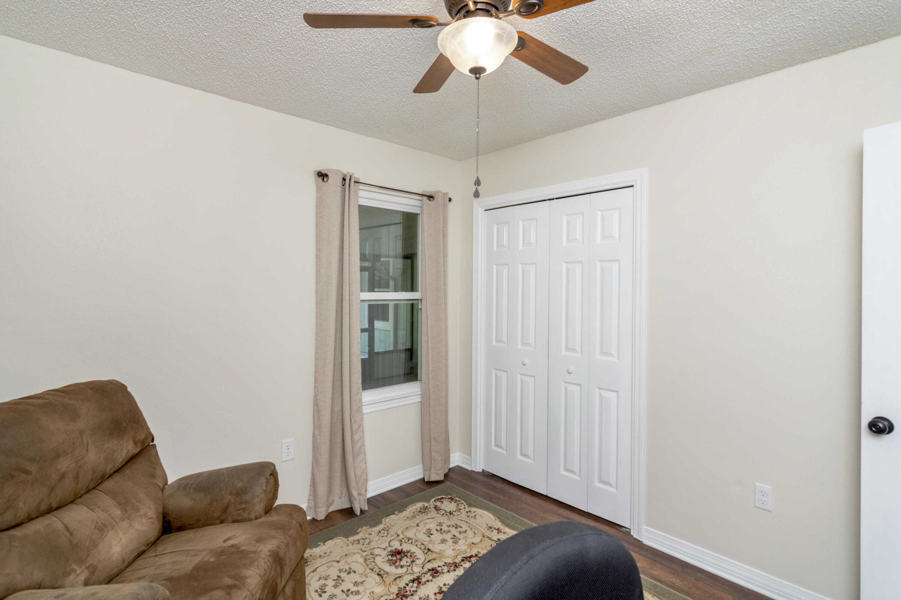 QUIET OAKS S/D - Residential