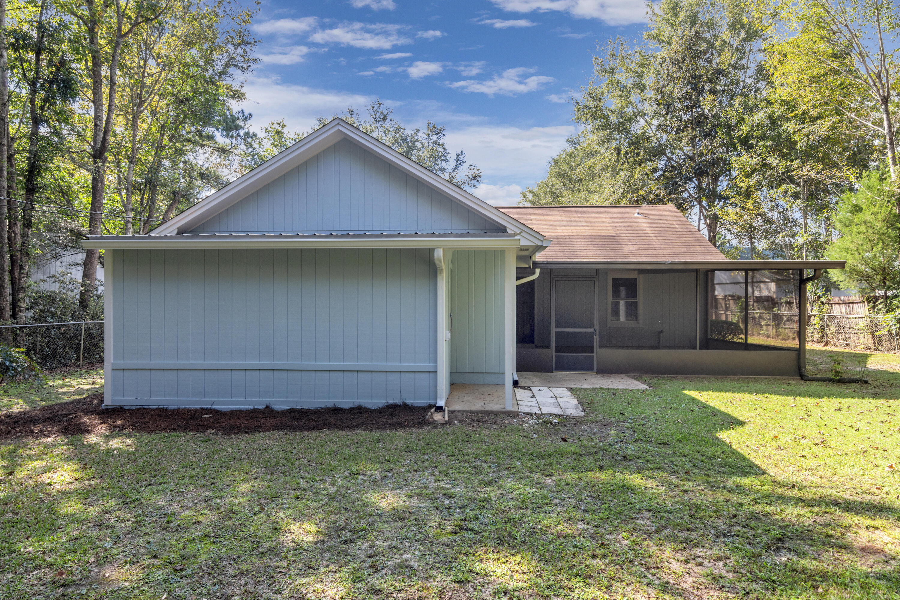 QUIET OAKS S/D - Residential