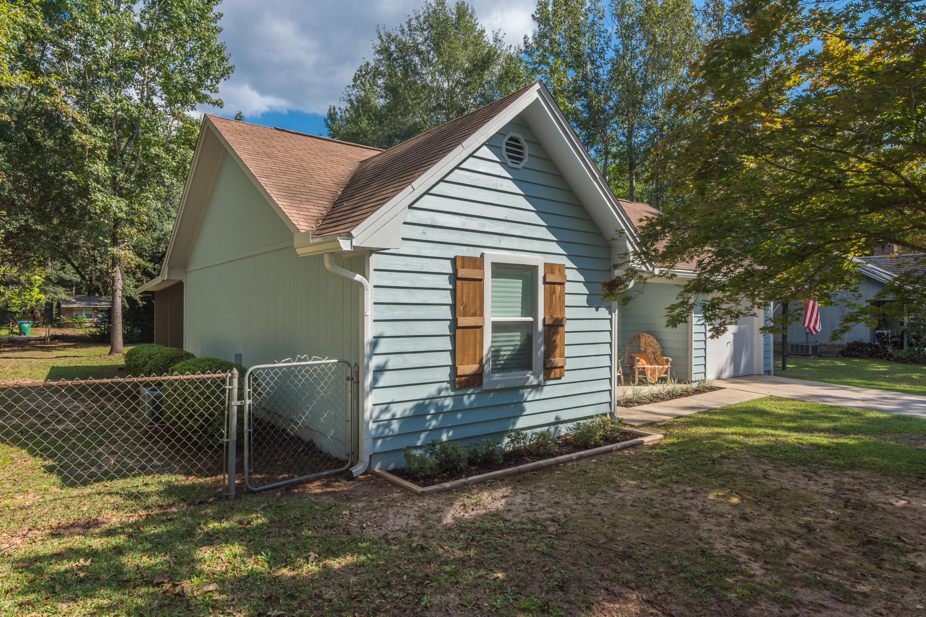 QUIET OAKS S/D - Residential