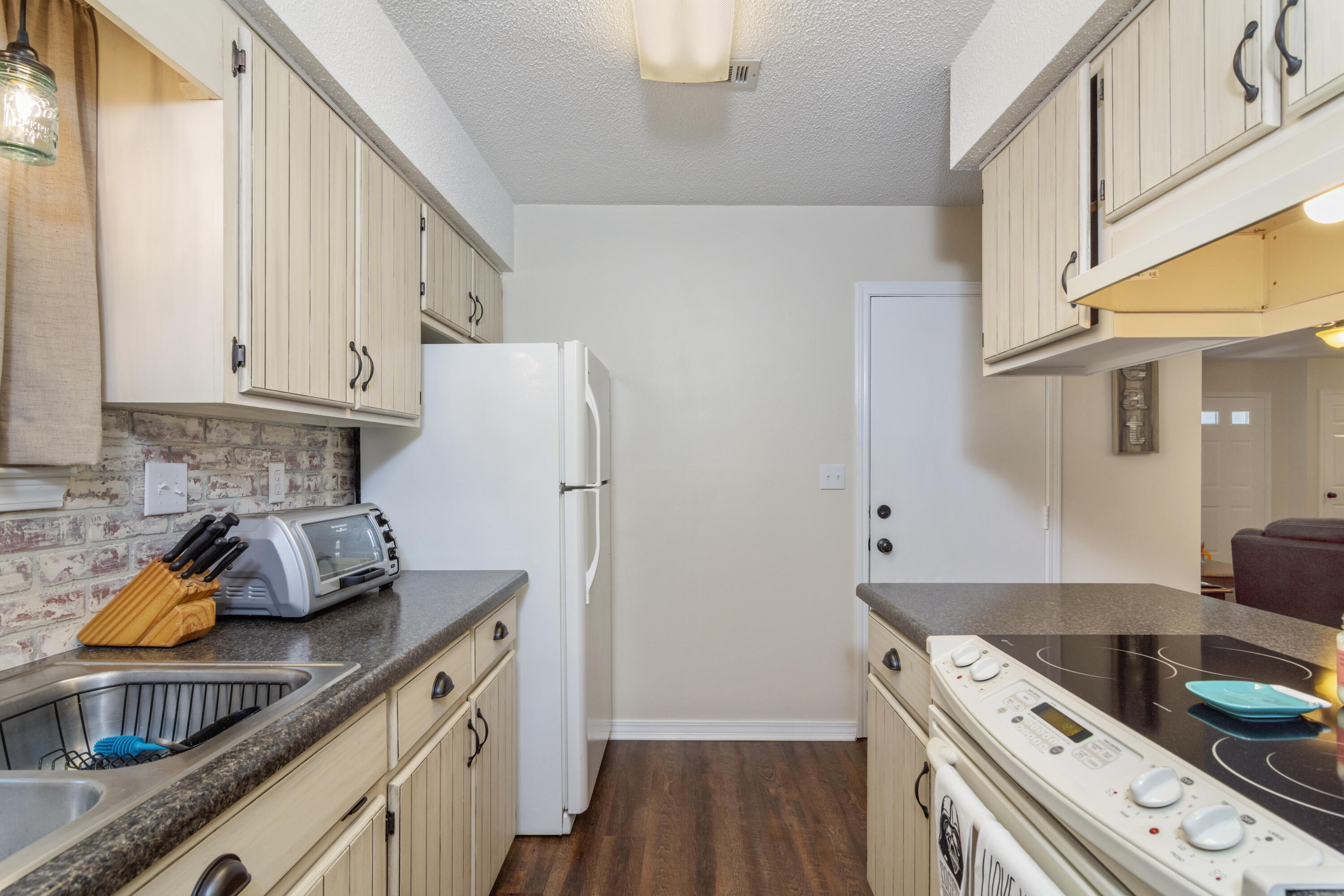 QUIET OAKS S/D - Residential