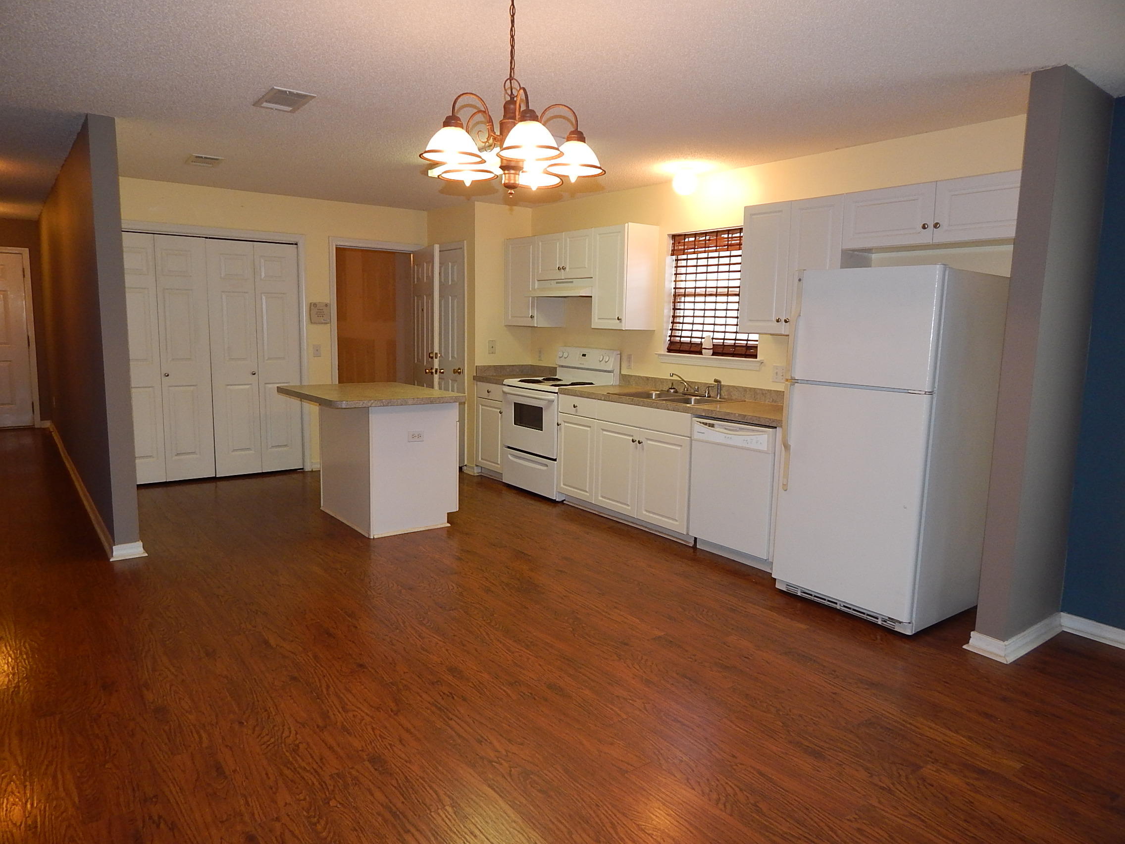 VINEYARD THE - Residential