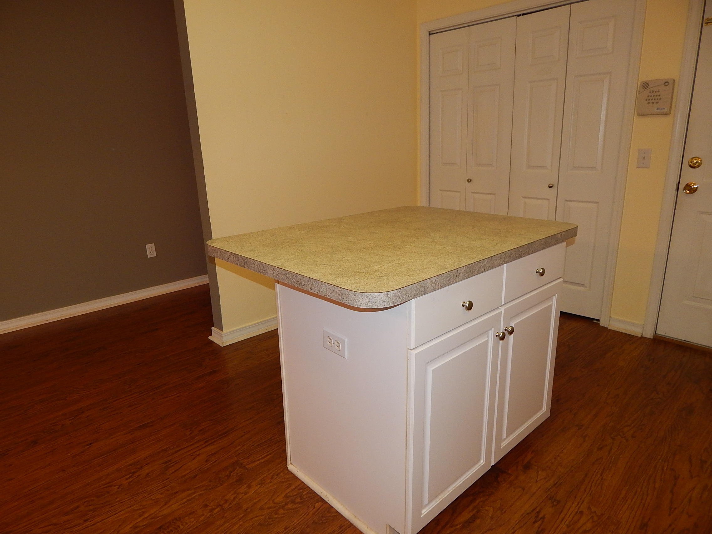 VINEYARD THE - Residential