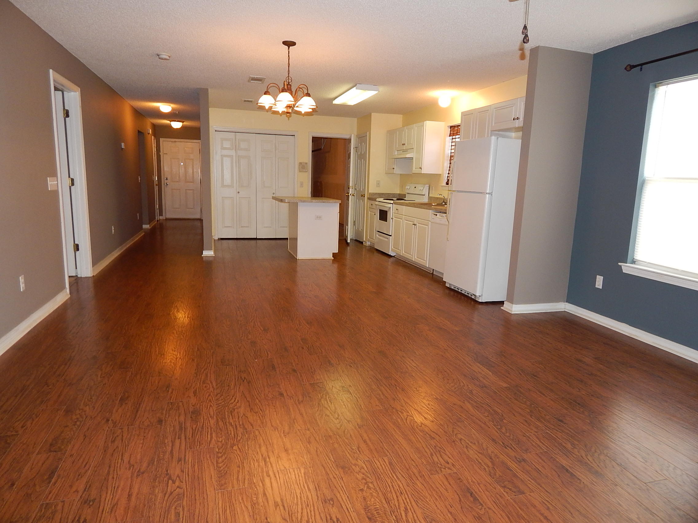 VINEYARD THE - Residential